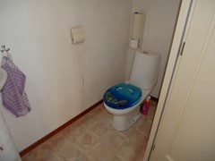Zekkenweg 23, 3151 ZC Hoek van Holland - 17 Toilet verdieping.JPG